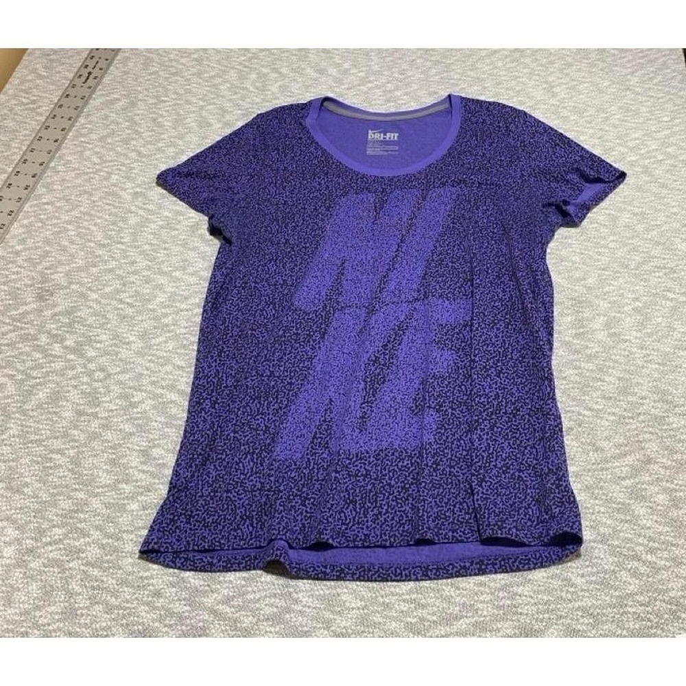 Nike Dri-Fit purple t-shirt loose fit women L. SKU-B794